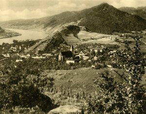 下奥地利州瓦豪的多瑙河上的斯皮兹，摄于1935年。 作者 不明