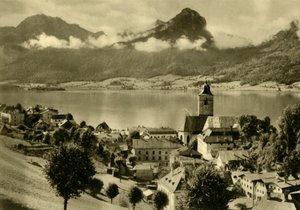 上奥地利州萨尔茨卡默古特的圣沃尔夫冈教堂，建于1935年。 作者 不明