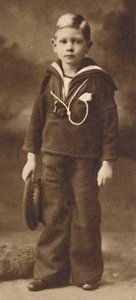 仍然是水手服-六岁的艾伯特亲王，c1901 1937年 作者 不明