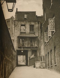 斯特兰德巷和罗马浴场入口，大约1935年。 作者 不明