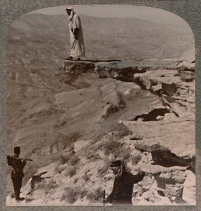 亚诺河。德拉戈曼站在岩石上，c1900 作者 不明