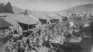 1902年，英国军队在比勒陀利亚的街道上穿行 作者 不明