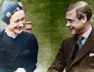 温莎公爵和公爵夫人在1937年在法国坎德城堡上 作者 不明