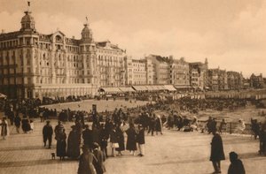 从库尔萨尔（Kursaal）看的滨海艺术中心，建于1928年 作者 不明