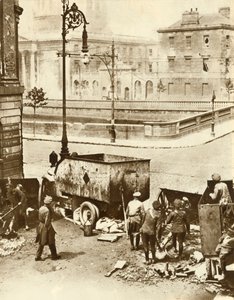1935年7月，爱尔兰都柏林，四法院。 作者 不明