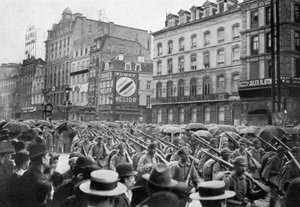 1920年左右，第一次世界大战，德国军队在布鲁塞尔行进 作者 不明