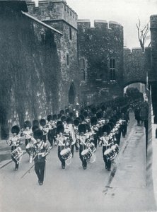 卫兵离开伦敦塔，c1914 作者 不明
