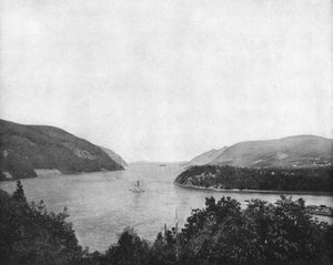 哈德逊河在美国西点的西点，美国，摄于1900年。 作者 不明