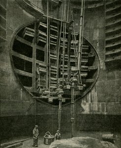 通往黑墙隧道入口的竖井，1901年。 作者 不明