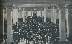 劳埃德（Lloyds）的包销室，以讲台为中心，1936年 作者 不明