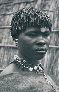 南非酋长的妻子，1912年 作者 不明