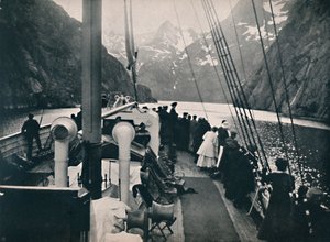 特罗尔德峡湾的观光船，1914年。 作者 不明