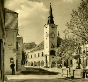 市政厅，下奥地利州默德林，Gumpoldskirchen，建于1935年。 作者 不明