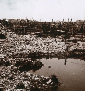 沟槽c1914-c1918 作者 不明