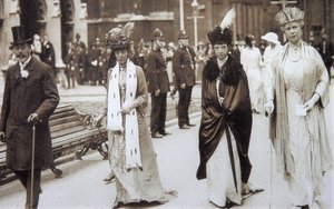 俄罗斯的沙皇玛丽亚·费奥多罗夫娜（Tsarina Maria Fyodorovna）于1890年代访问英国 作者 不明