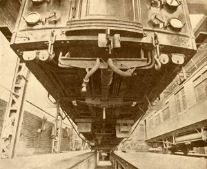 地下：地下铁路电动车下方，1930年。 作者 不明