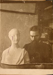 瓦列里·布留索夫（Valery Bryusov），俄罗斯作家兼诗人，1900年代 作者 不明