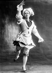 瓦斯拉夫·尼金斯基（Vaslav Nijinsky），俄罗斯芭蕾舞演员，1909年 作者 不明