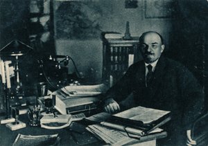 俄罗斯莫斯科布尔什维克领导人弗拉基米尔·伊里奇·列宁，1922年10月7日，俄罗斯莫斯科 作者 不明