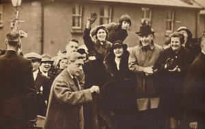 威尔士知道如何欢呼，1936年1937年 作者 不明