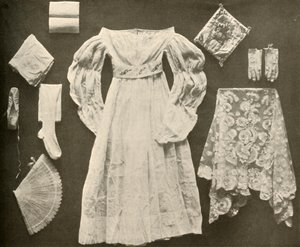 1937年，费城，萨拉·海斯小姐的婚礼服装。 作者 不明