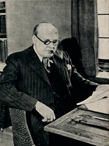 1945年在c1930年在查特韦尔庄园工作。 作者 不明