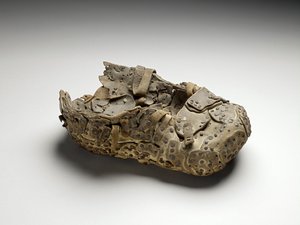 隐士靴，Tradescant画廊（皮革和铁）