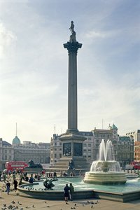 Nelsons Column，建于1840年至1843年 作者 未知未知