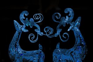 蓝色驯鹿，2017（重新绘制的照片） 作者 未知艺术家