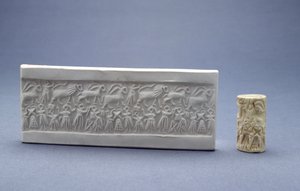 圆柱封印，显示石膏印模，美索不达米亚，苏美尔人（早王朝 III），公元前 2500 年（石头） 作者 不明