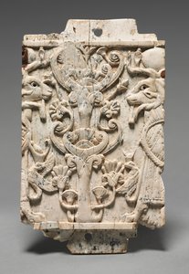 装饰匾：公元前900-800年，圣树侧翼的狮头狮身人面像 作者 不明