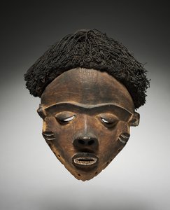 女性面罩，彭德，1900年代初期 作者 不明