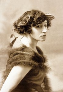 法国作家科莱特（Sidonie Gabrielle Colette 作者 未知艺术家
