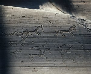 意大利，伦巴第，卡莫尼卡山谷，岩石上的岩画 作者 未知艺术家