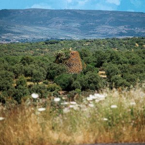 意大利，撒丁岛地区，奥里斯塔诺省，Nuraghe Crabia 作者 未知艺术家