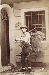 Small metiers：卖稻草的肖像，篮子在背面。 19 世纪 纸板印刷 昏暗。 6x9,3 厘米 作者 不明