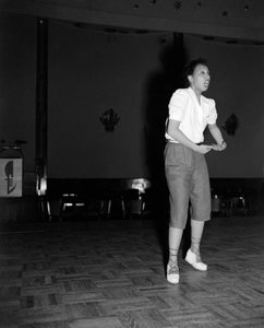 1948 年在威尼斯丽都国际电影节上的流行歌手和舞者约瑟芬·贝克 (Josephine Baker) 作者 不明