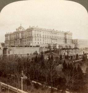 宏伟的皇宫和皇家公园坎普德尔莫罗...西班牙马德里，1902年。 作者 安德伍德和安德伍德