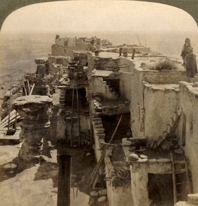 Wolpi ...神秘的Moki种族Cliff Dwellers的首席镇静者，美国亚利桑那州，1901年。 作者 安德伍德和安德伍德