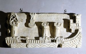 Bas-relief that represents the old port of Pisa. We notice the chains blocking access to the port, taken by the Genoa as a trophy after the Battle of Meloria against Corsica. Genoa, Naval Museum of Pegli. 1290. 作者 未知艺术家