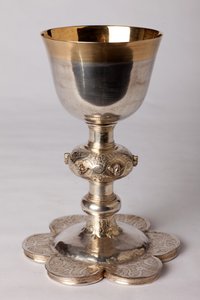 牧师乔治-科奎尔的圣杯。金和银的金属加工 作者 未知艺术家