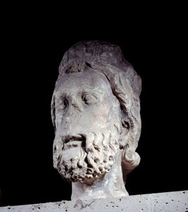 来自巴黎圣母院大教堂的犹大国王的头像。 约 1220-1230 巴黎，中世纪国家博物馆，Thermes de Cluny 作者 未知艺术家