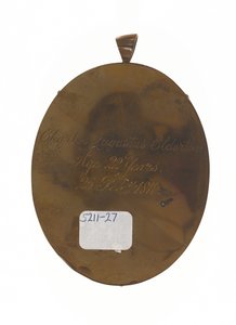 查尔斯-奥古斯都-埃尔德顿（1789-1841）中尉，第九马德拉斯本地步兵，1811年2月25日（象牙上的微型画）。 作者 Unknown artist