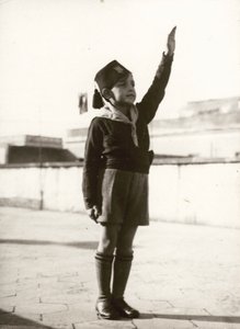法西斯主义，小桌子 作者 Unknown photographer