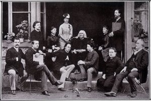 Franz Liszt (1811-1886)，在魏玛，在他最喜欢的学生圈子里。 作者 未知的摄影师