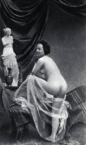 裸体女人的姿势 回到1855年左右的匿名摄影 作者 未知的摄影师
