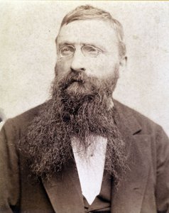 奥古斯特-罗丹（1840-1917）的肖像，1885年左右拍摄。 作者 未知的摄影师