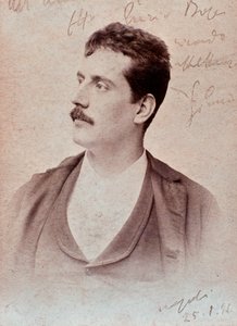 贾科莫·普契尼 (Giacomo Puccini) 的肖像（黑白照片） 作者 未知的摄影师