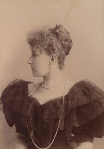 比利时公主斯蒂芬妮-克洛蒂尔德-路易丝-埃米尼-玛丽-夏洛特（1864 年 5 月 21 日 - 1945 年 8 月 23 日） 作者 未知的摄影师