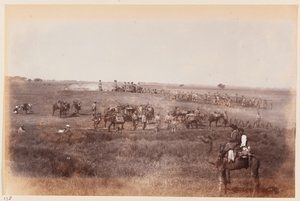 工兵和矿工在大约1885年的德里运动营期间制作掩体es沟 作者 不明